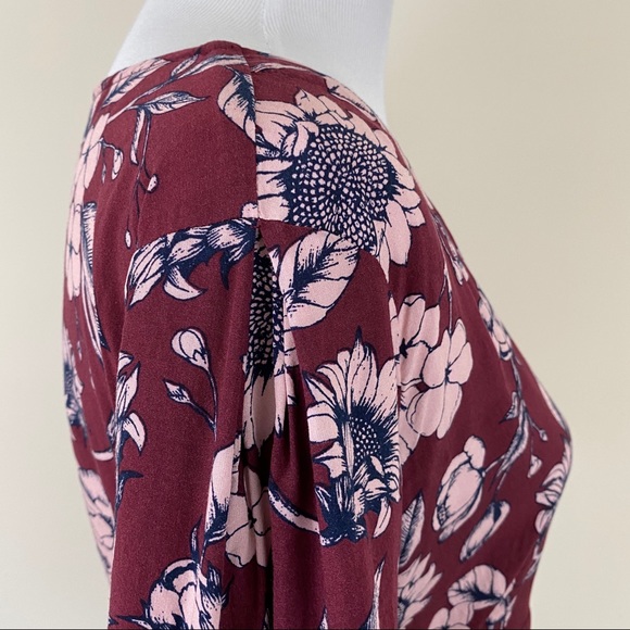 Motherhood Maternity Dark Red Floral Button Top M - Picture 5 of 12